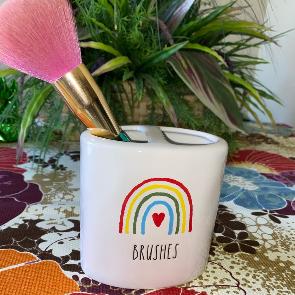 Rae Dunn double brush holder
